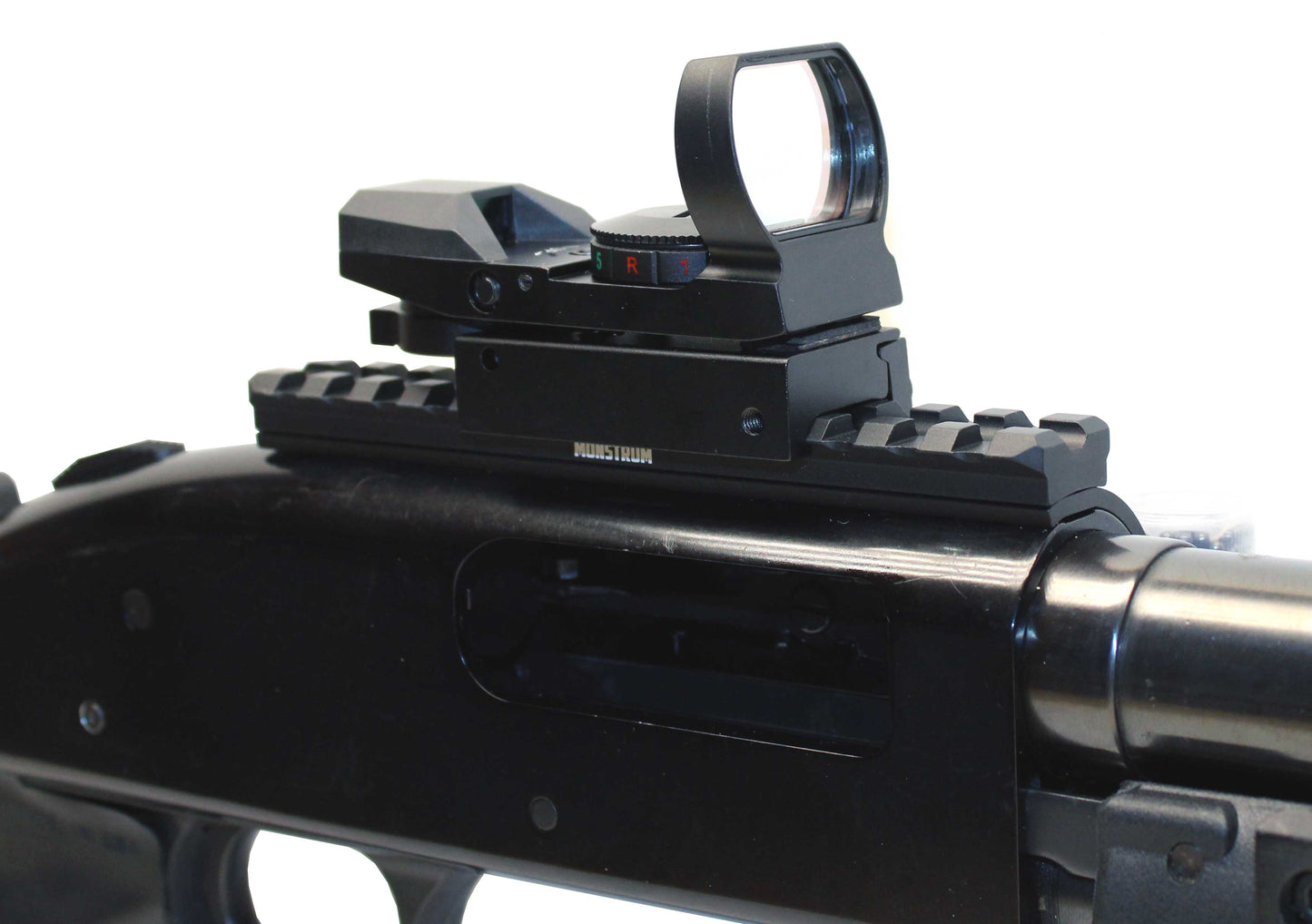 Mossberg 500 picatinny base mount, shell holder and reflex sight combo 12 gauge.