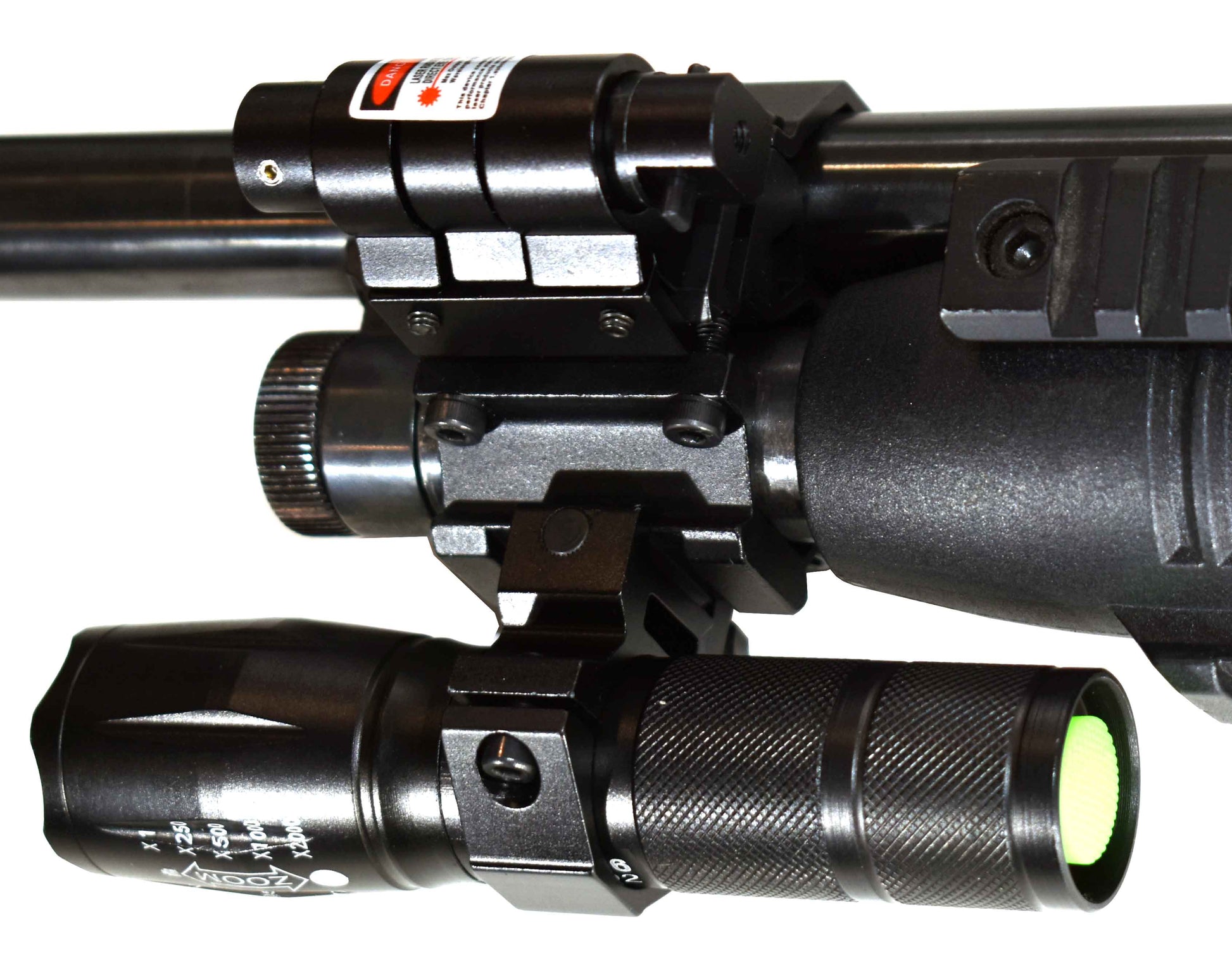 mossberg 500 12 gauge shotgun flashlight laser combo.